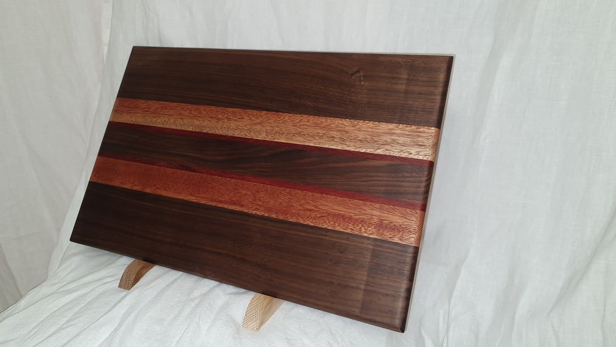Exklusive Skärbräda i Valnöt, Padauk och Mahogny